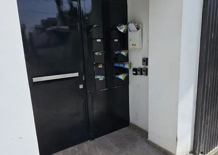 The Cozy Seaside Retreat * Ларнака