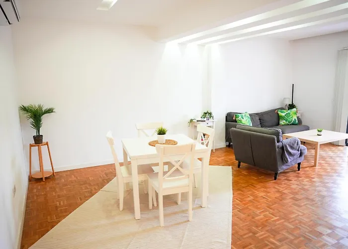 Апартаменты The Cozy Seaside Retreat *