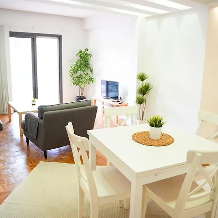 아파트 The Cozy Seaside Retreat 라르나카